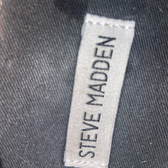 Steve Madden Women’s Leopard Print Fabric Fashion Sneakers size 8 (K) - Picture 9 of 10